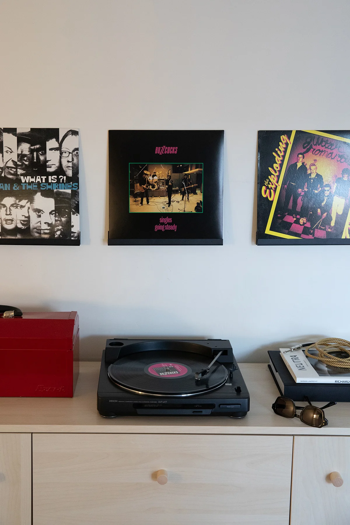 LP Wall Display - Black - Image 3